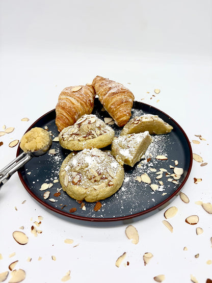 Almond Criossant