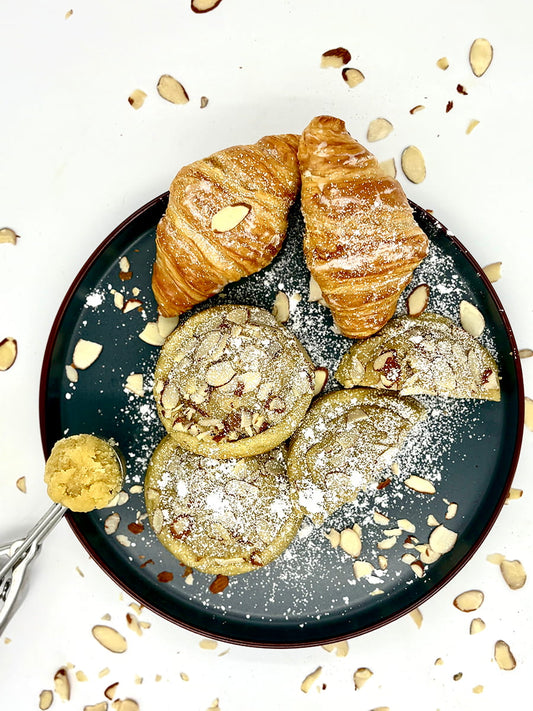 Almond Criossant
